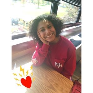 Meet your Posher, Olivia